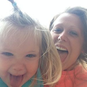 Meet your Posher, Maegan